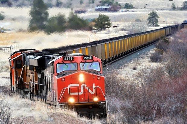 Montana-coal-train.jpg